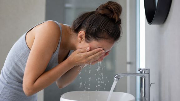 Routine matinale express : réveiller sa peau en 5 minutes