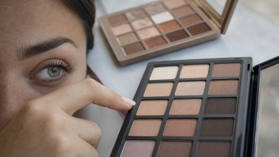 Palette de fards : comment bien choisir selon la couleur de ses yeux