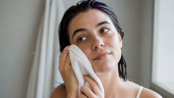 Les gestes à adopter après un nettoyage en profondeur du visage