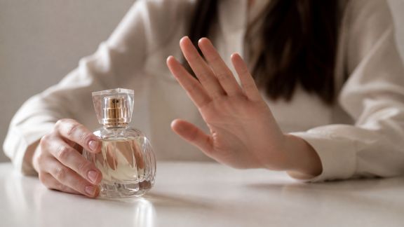 Parfums et allergies : comment détecter les sensibilités courantes