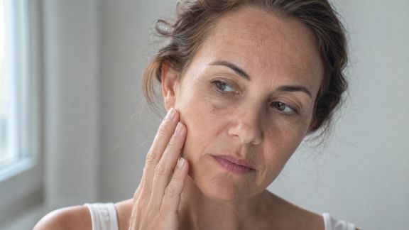 Comment le stress accélère-t-il le vieillissement cutané ?